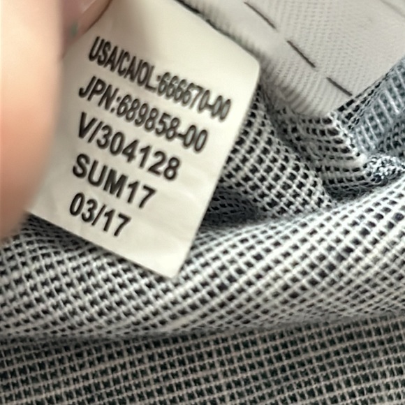 Banana Republic Blue Linen Blend Popover Top - Picture 5 of 5